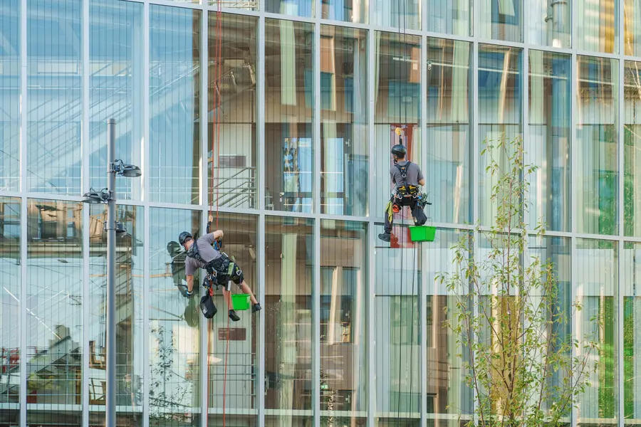 Challenges Faced In High Rise Window Cleaning Projects in Salt Lake City, UT Challenges Faced In High Rise Window Cleaning Projects in Salt Lake City, UT