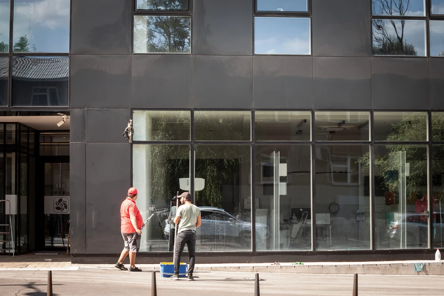 Excellent High Rise Window Cleaning Salt Lake City, UT Excellent High Rise Window Cleaning Salt Lake City, UT