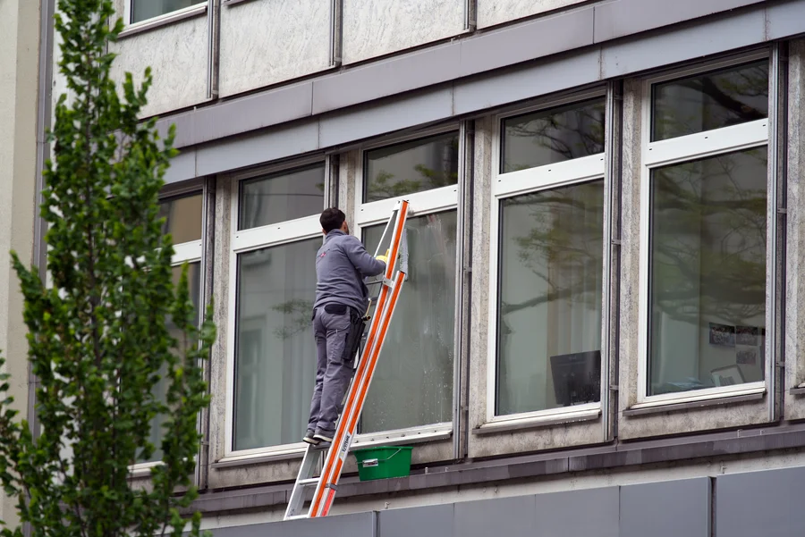 Reliable High Rise Window Cleaning Salt Lake City, UT Reliable High Rise Window Cleaning Salt Lake City, UT
