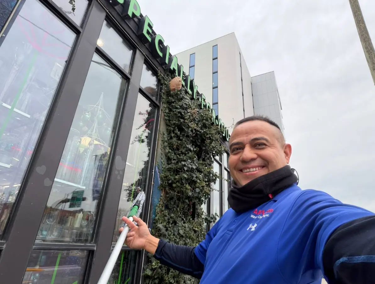 Trusted Exterior Window Cleaning in Salt Lake City, UT Trusted Exterior Window Cleaning in Salt Lake City, UT